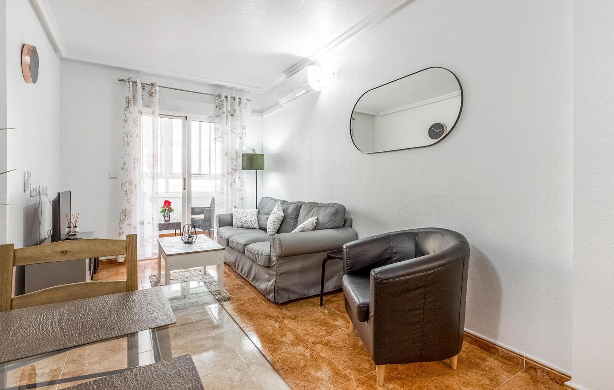 Amazing Apartment In Torrevieja With Kitchen Esterno foto